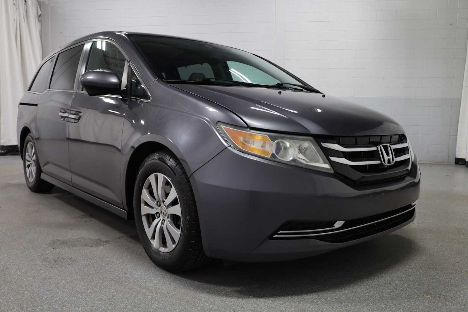 Thumbnail: 2015 Honda Odyssey - 13