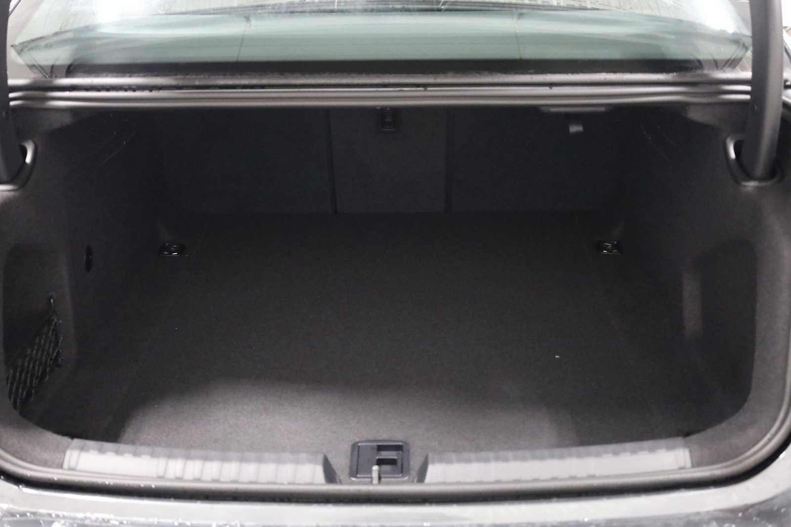 Thumbnail: 2026 Audi A6 - 39