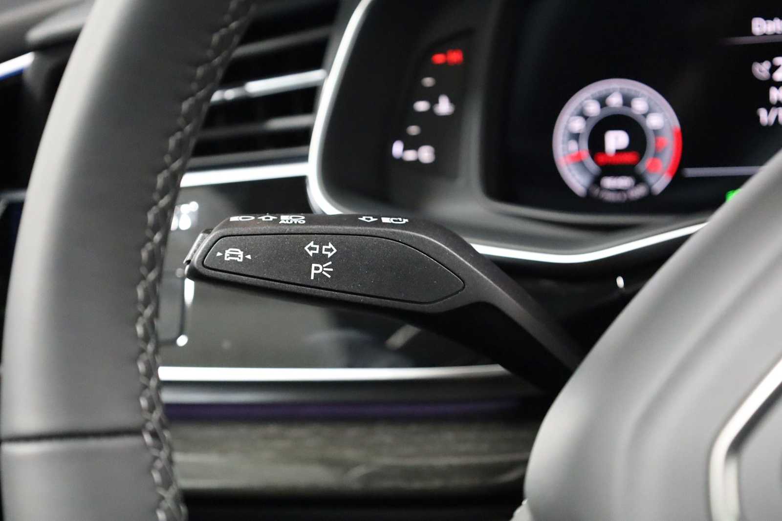 Thumbnail: 2026 Audi Q8 - 29