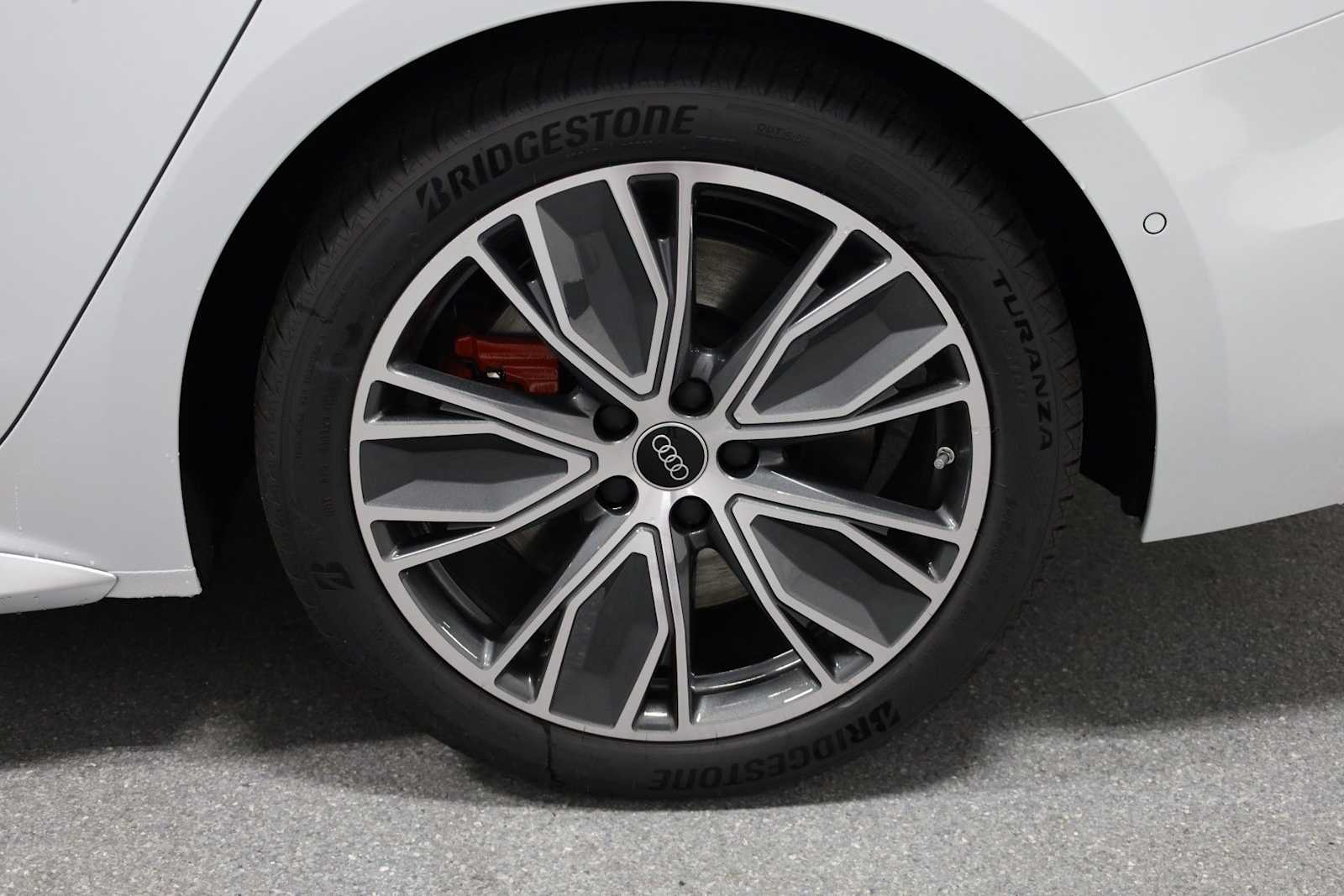 Thumbnail: 2025 Audi S5 - 35