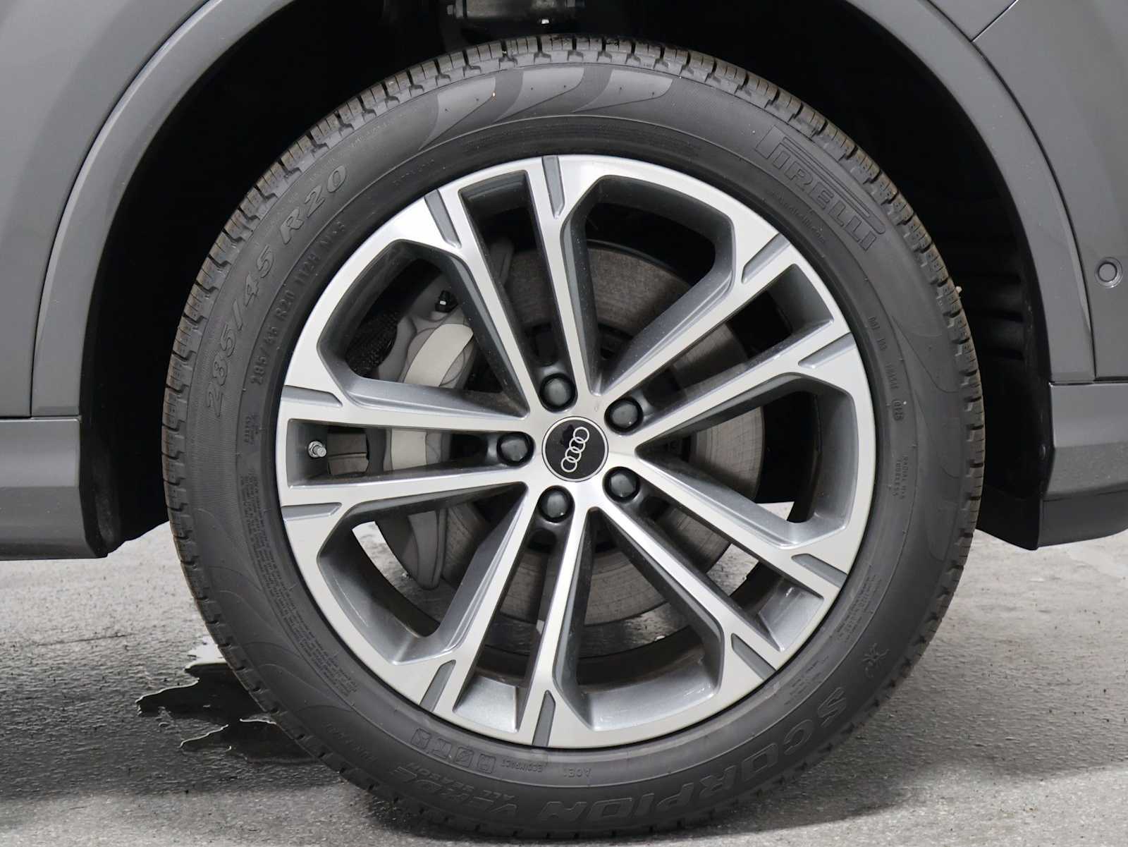 Thumbnail: 2026 Audi Q7 - 11