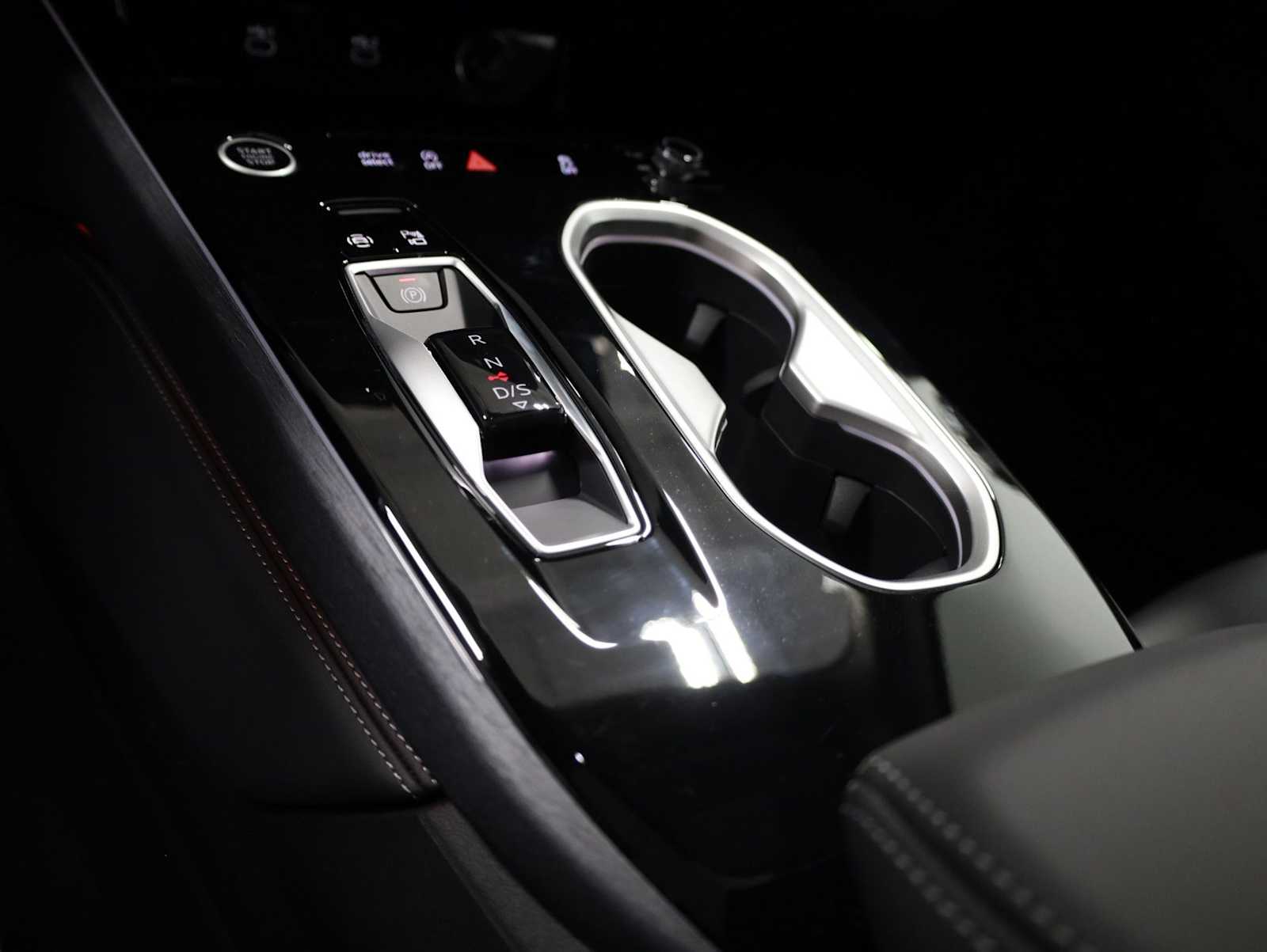 Thumbnail: 2026 Audi A6 - 27
