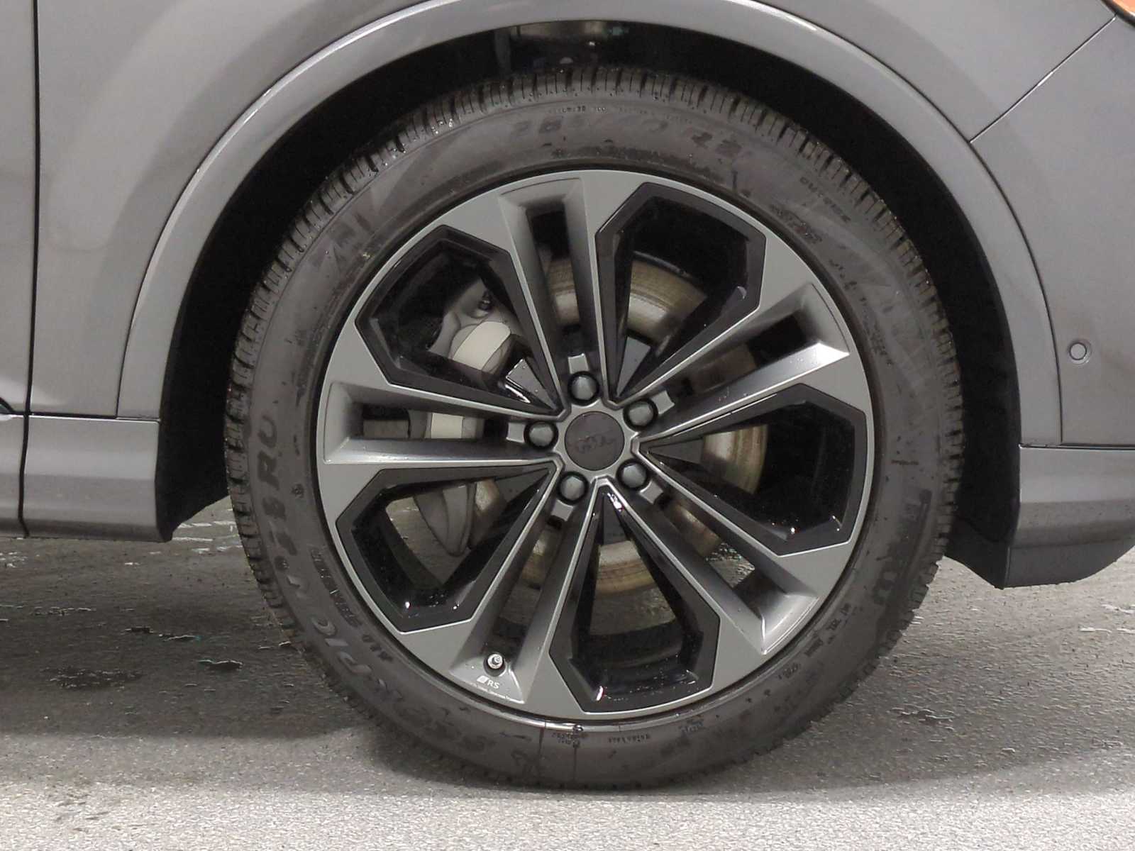 Thumbnail: 2026 Audi Q7 - 12