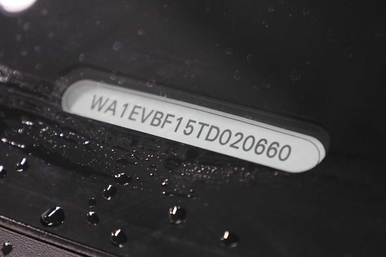 Thumbnail: 2026 Audi Q8 - 41