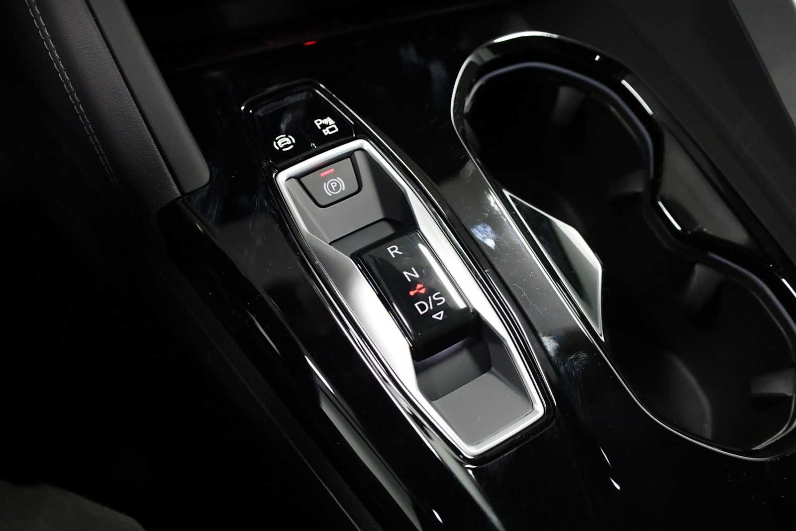 Thumbnail: 2025 Audi Q5 - 28