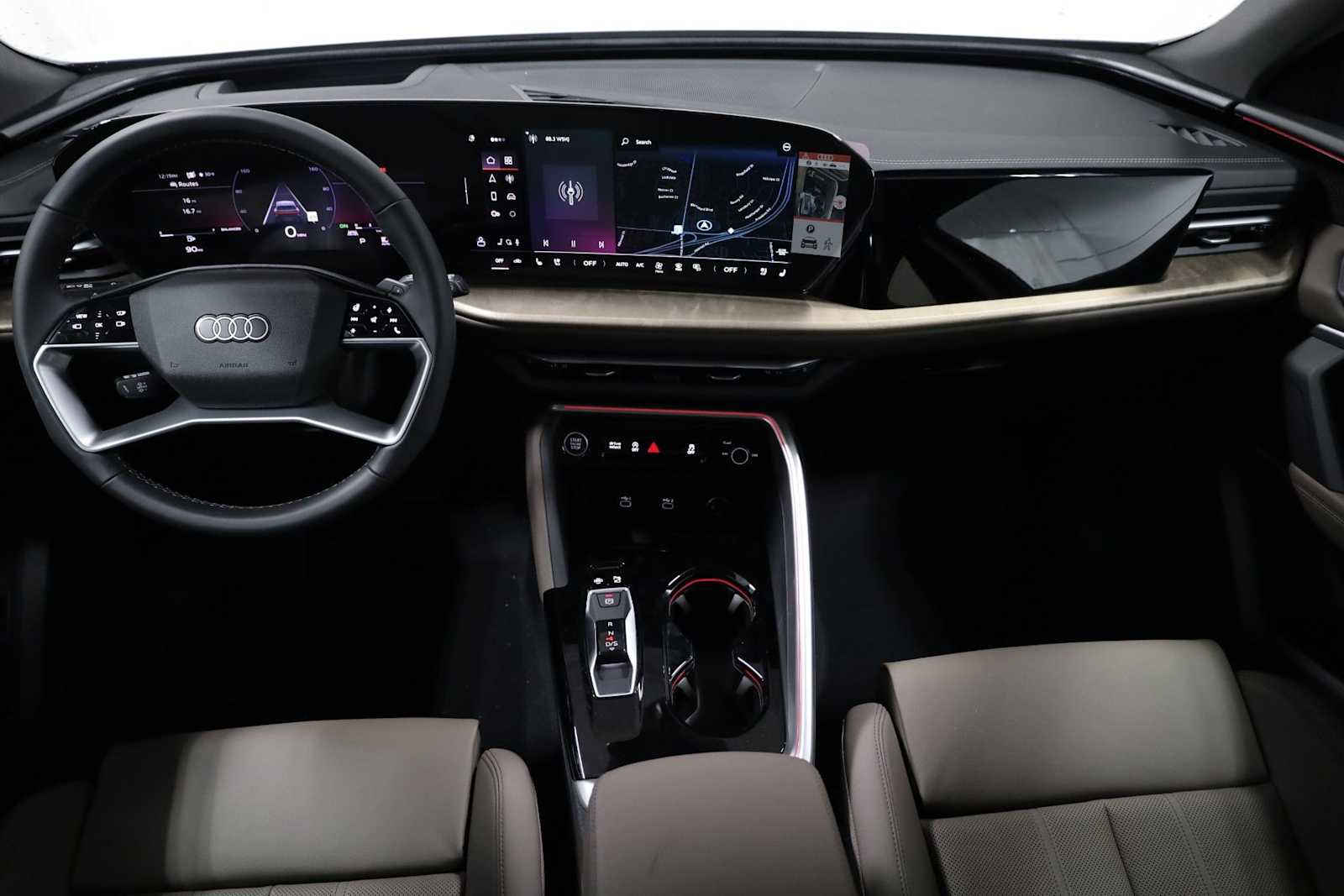 Thumbnail: 2025 Audi Q5 - 24