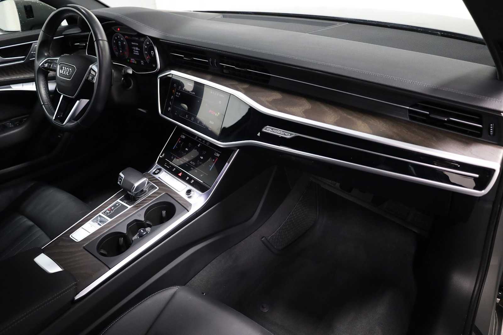 Thumbnail: 2023 Audi A6 - 6