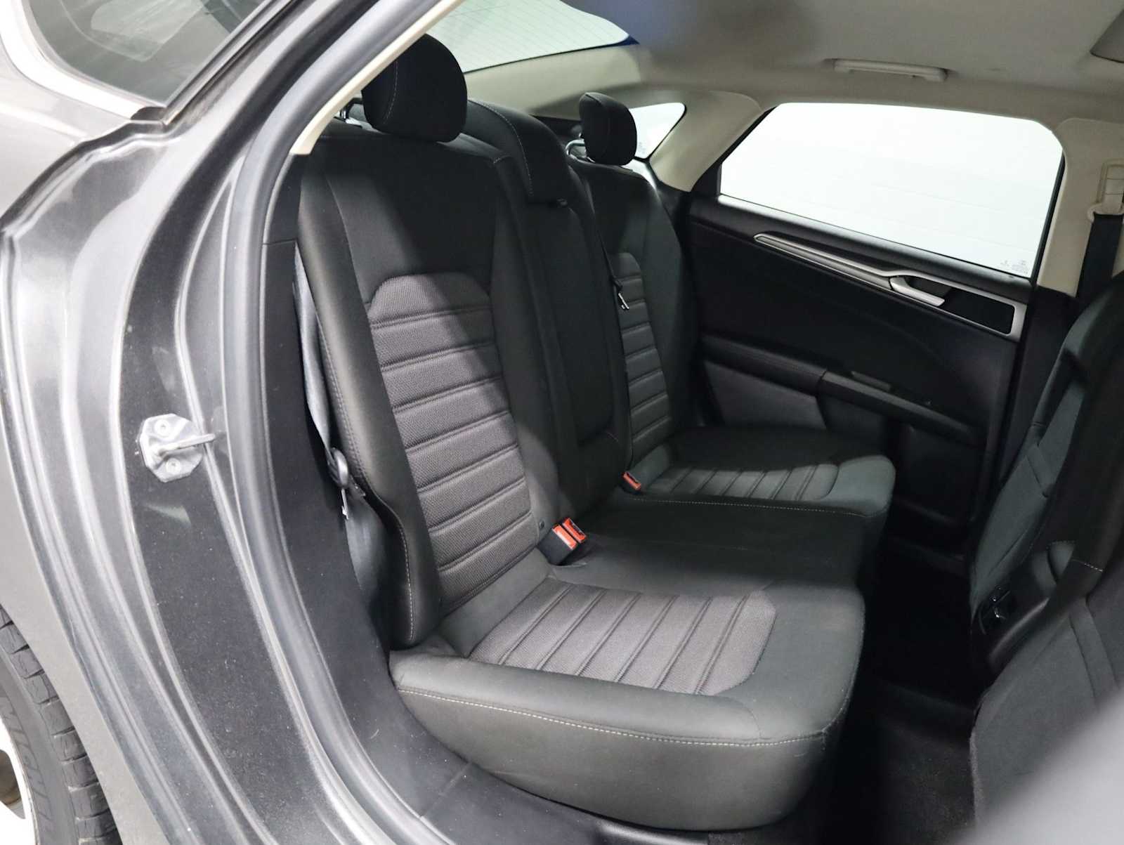 Thumbnail: 2019 Ford Fusion - 34