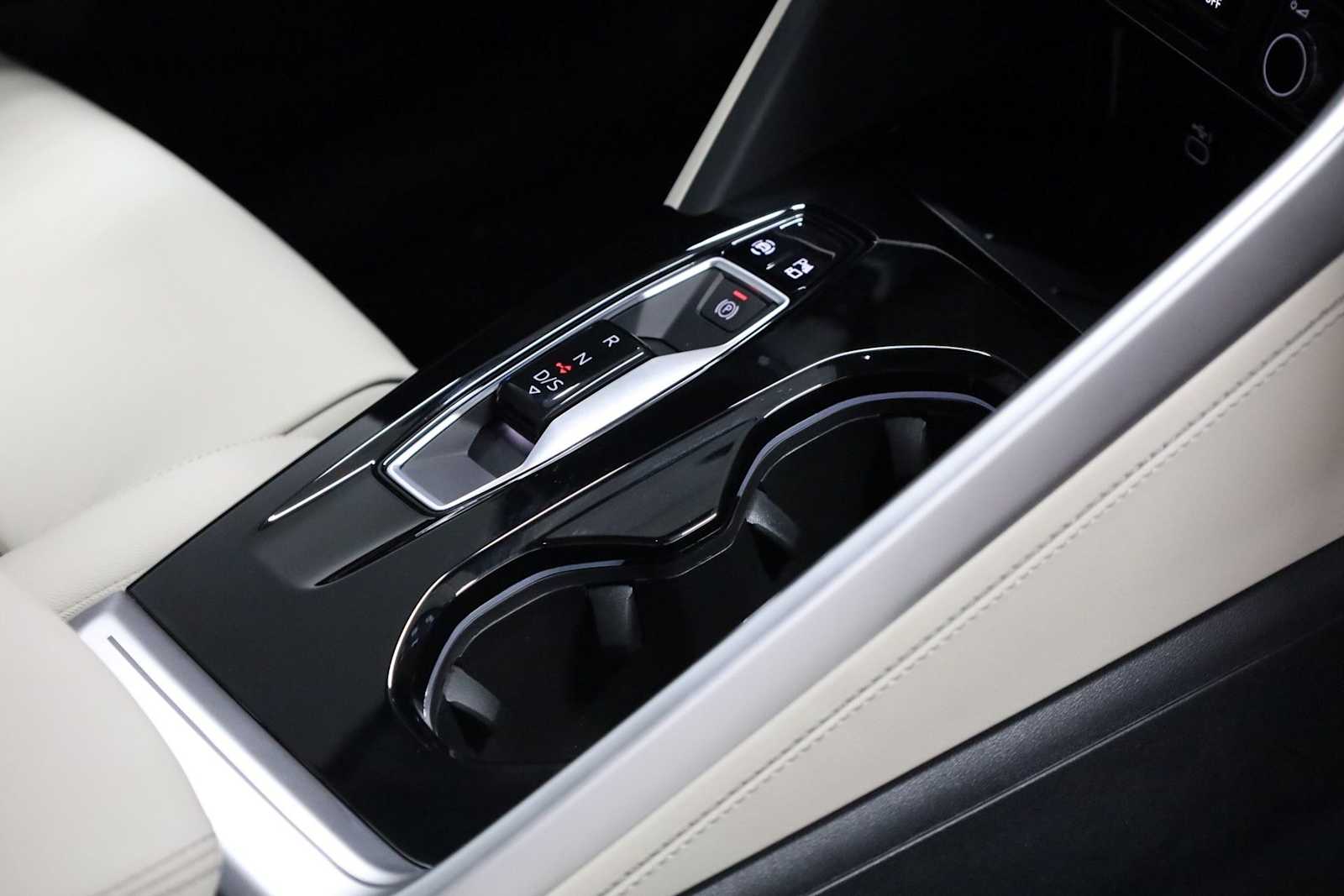 Thumbnail: 2026 Audi Q5 - 20