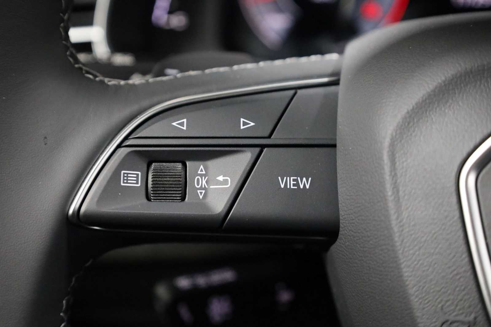 Thumbnail: 2026 Audi Q7 - 25