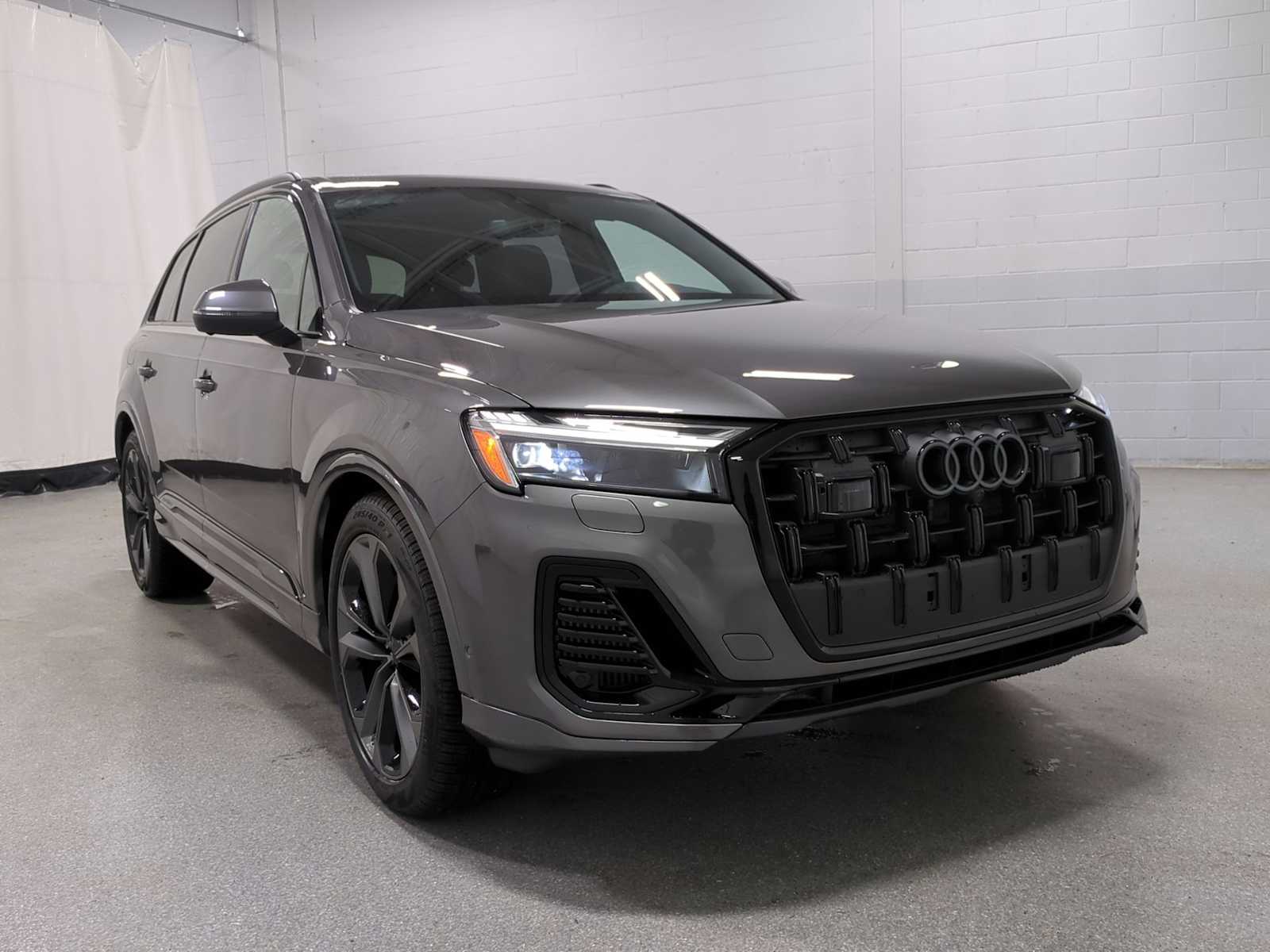 Thumbnail: 2026 Audi Q7 - 13