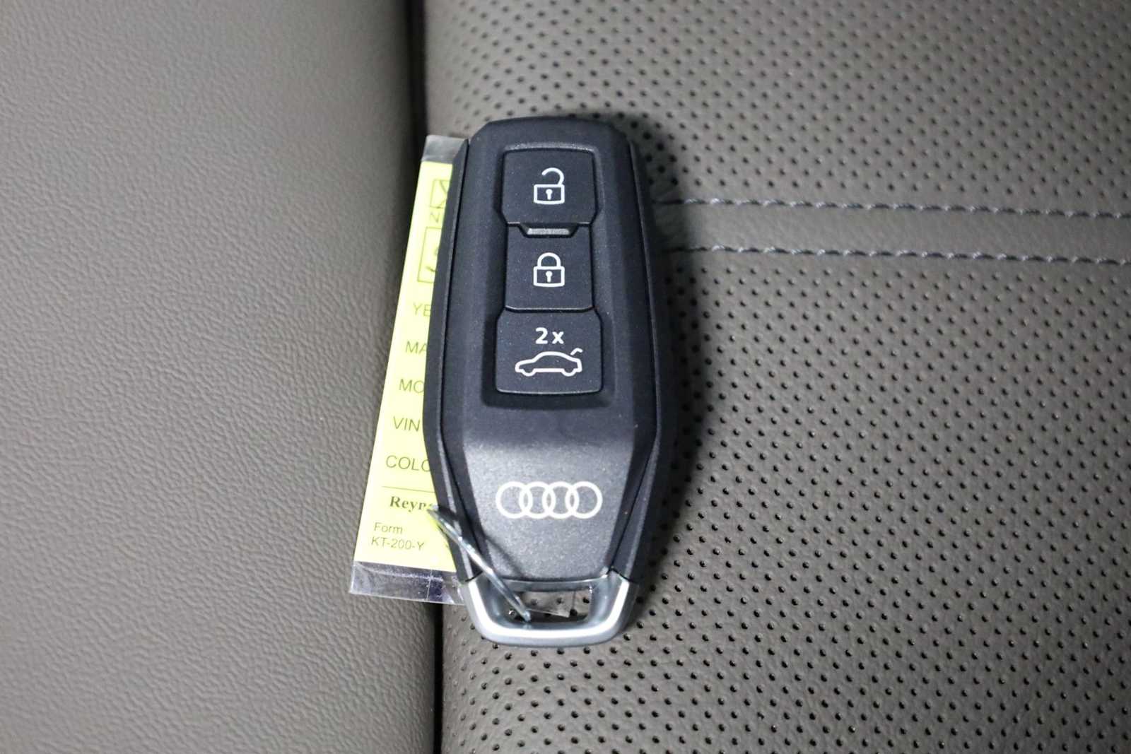 Thumbnail: 2025 Audi Q5 - 41