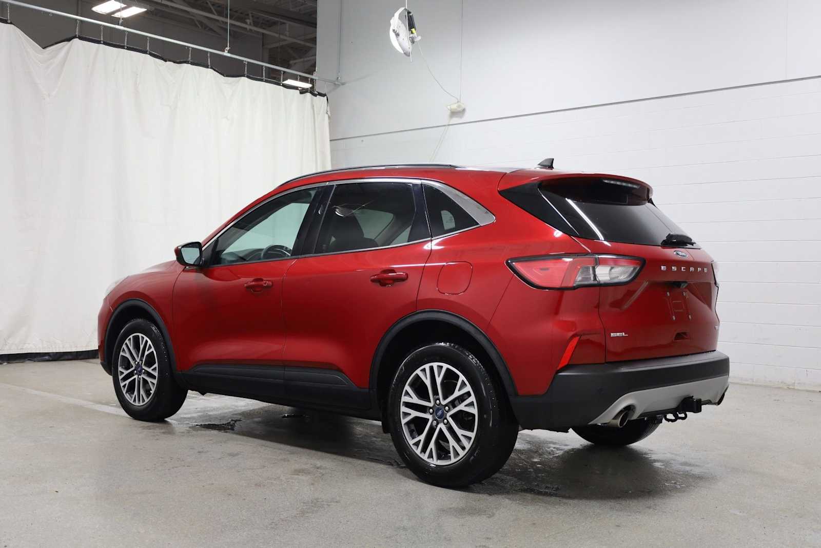 Thumbnail: 2020 Ford Escape - 3
