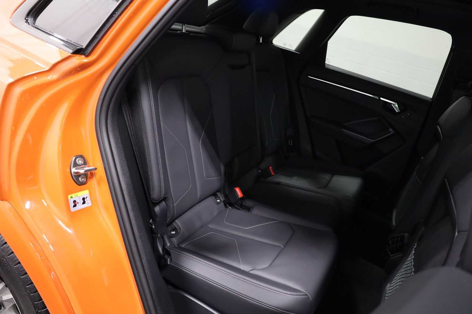 Thumbnail: 2025 Audi Q3 - 33