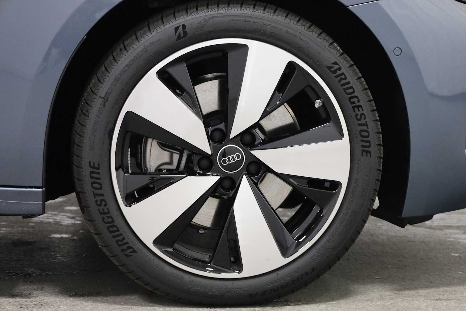 Thumbnail: 2025 Audi A5 - 12