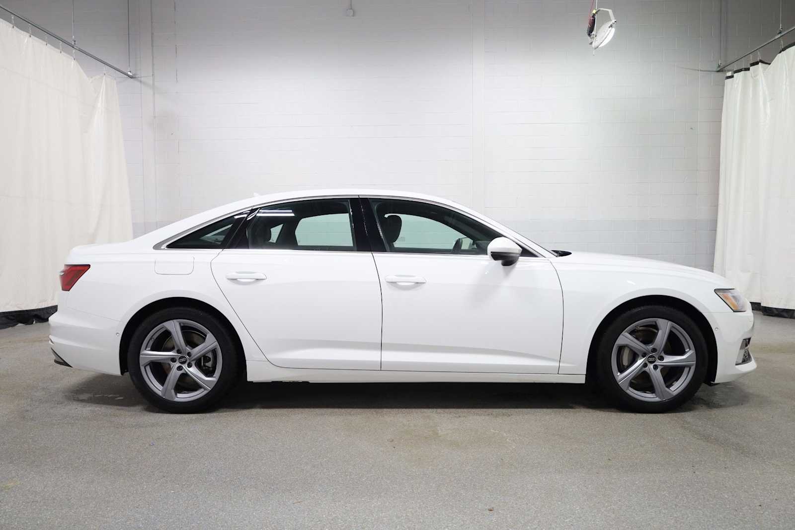 Thumbnail: 2025 Audi A6 - 10