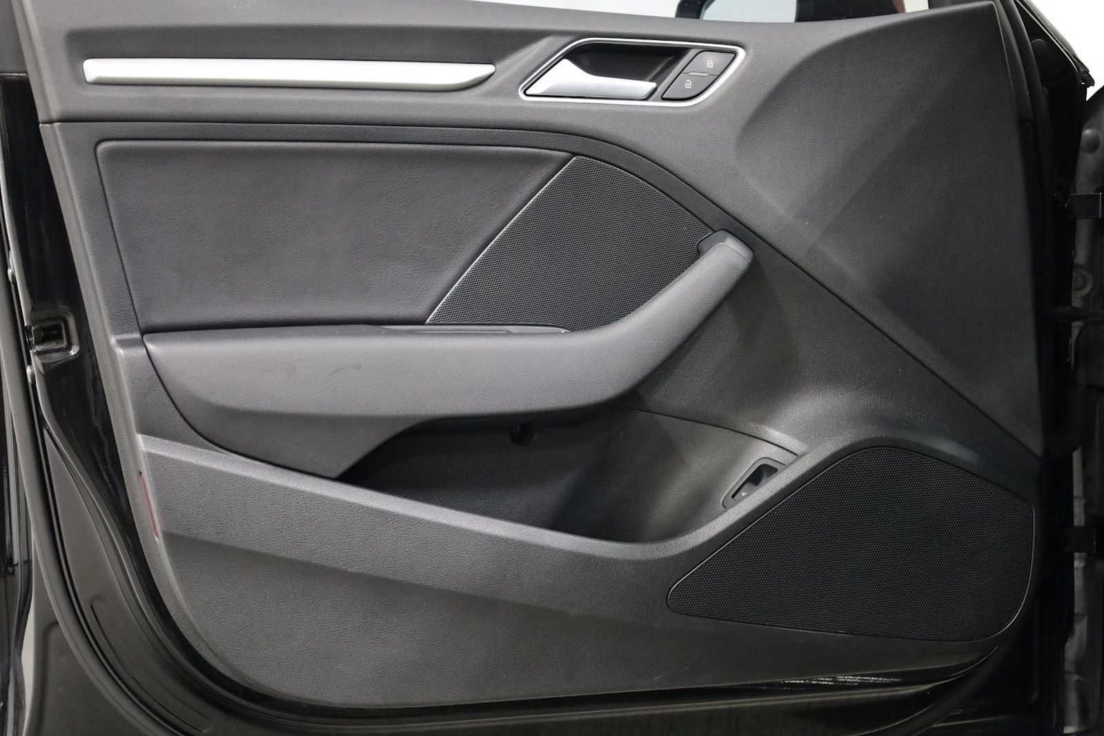 Thumbnail: 2016 Audi A3 - 16