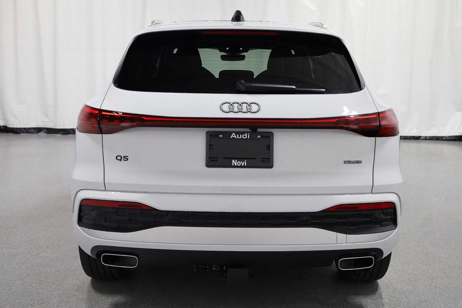 Thumbnail: 2025 Audi Q5 - 7