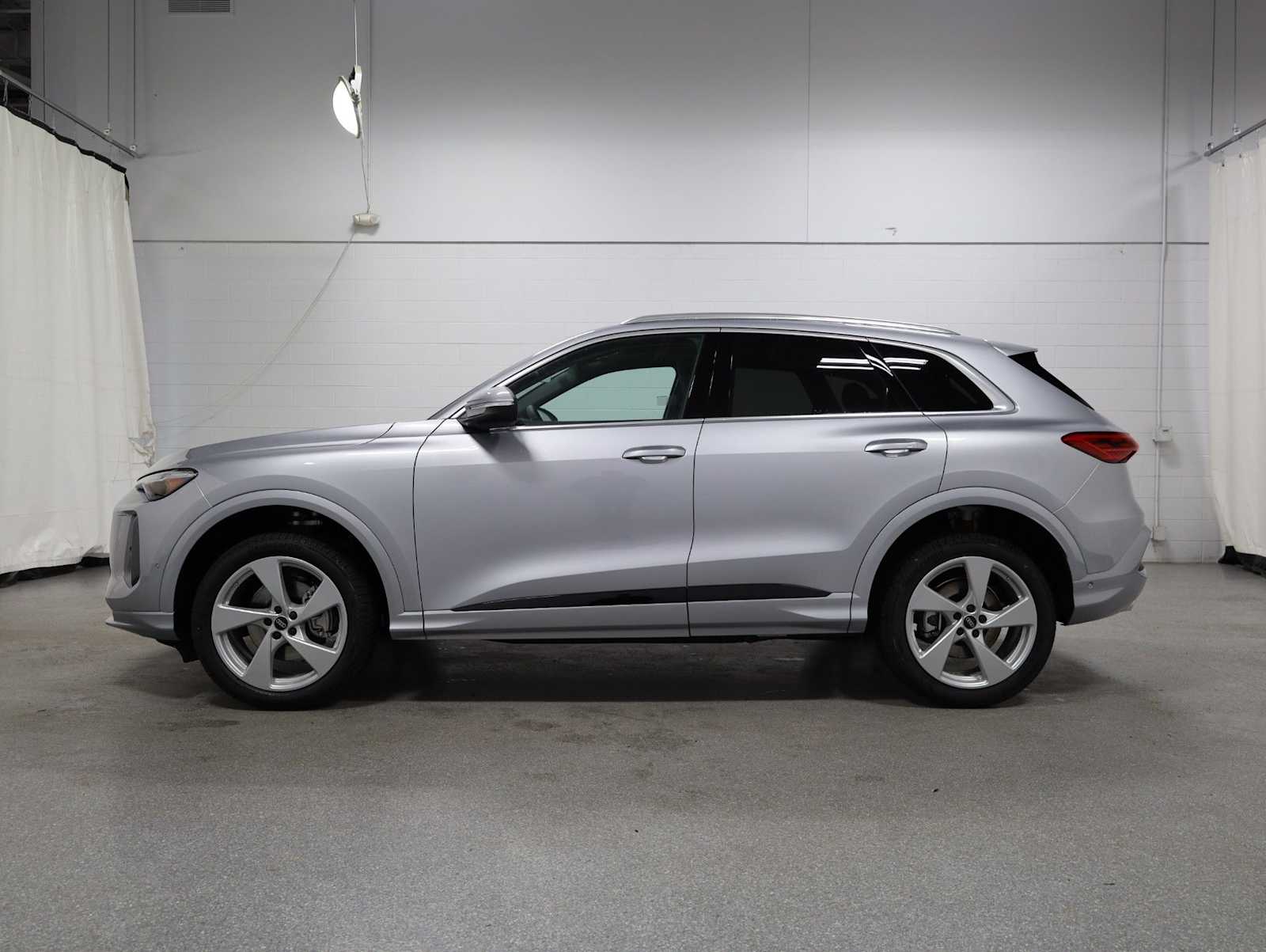 Thumbnail: 2026 Audi Q5 - 2