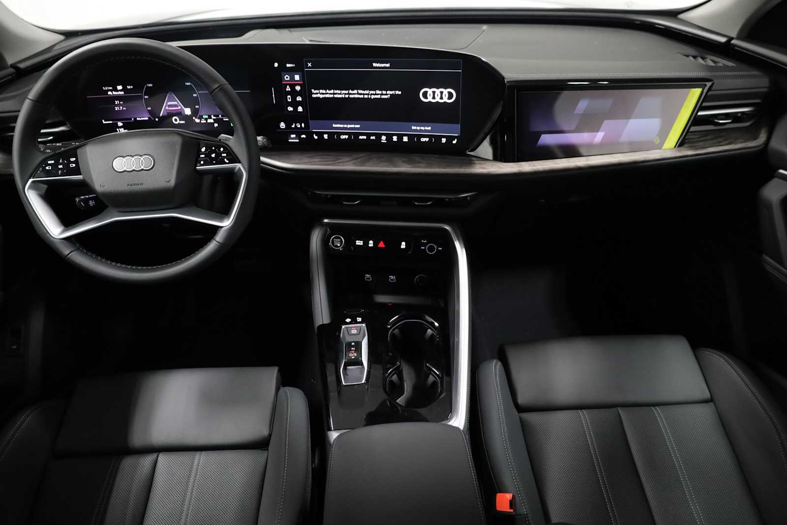 Thumbnail: 2025 Audi Q5 - 25