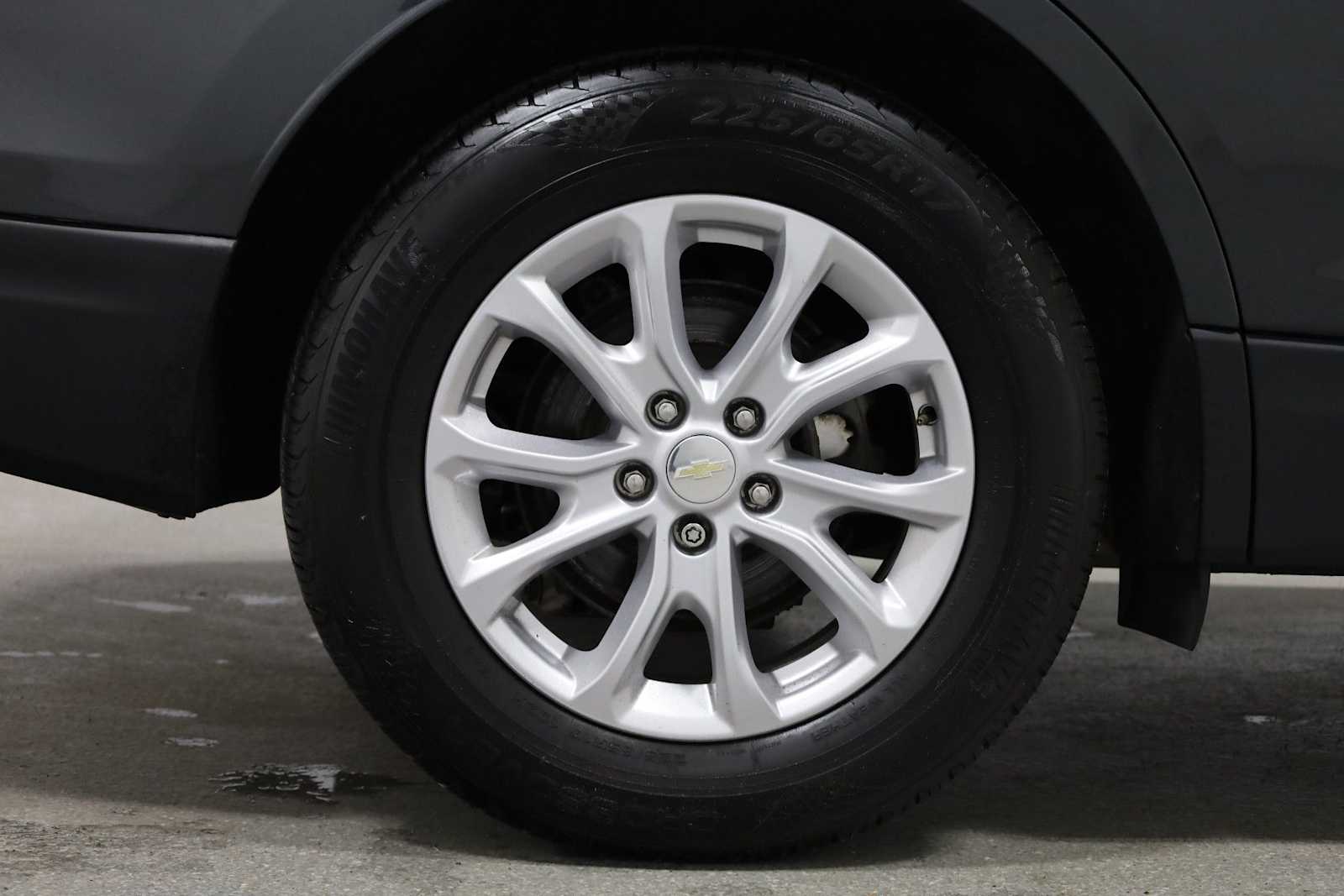 Thumbnail: 2020 Chevrolet Equinox - 34