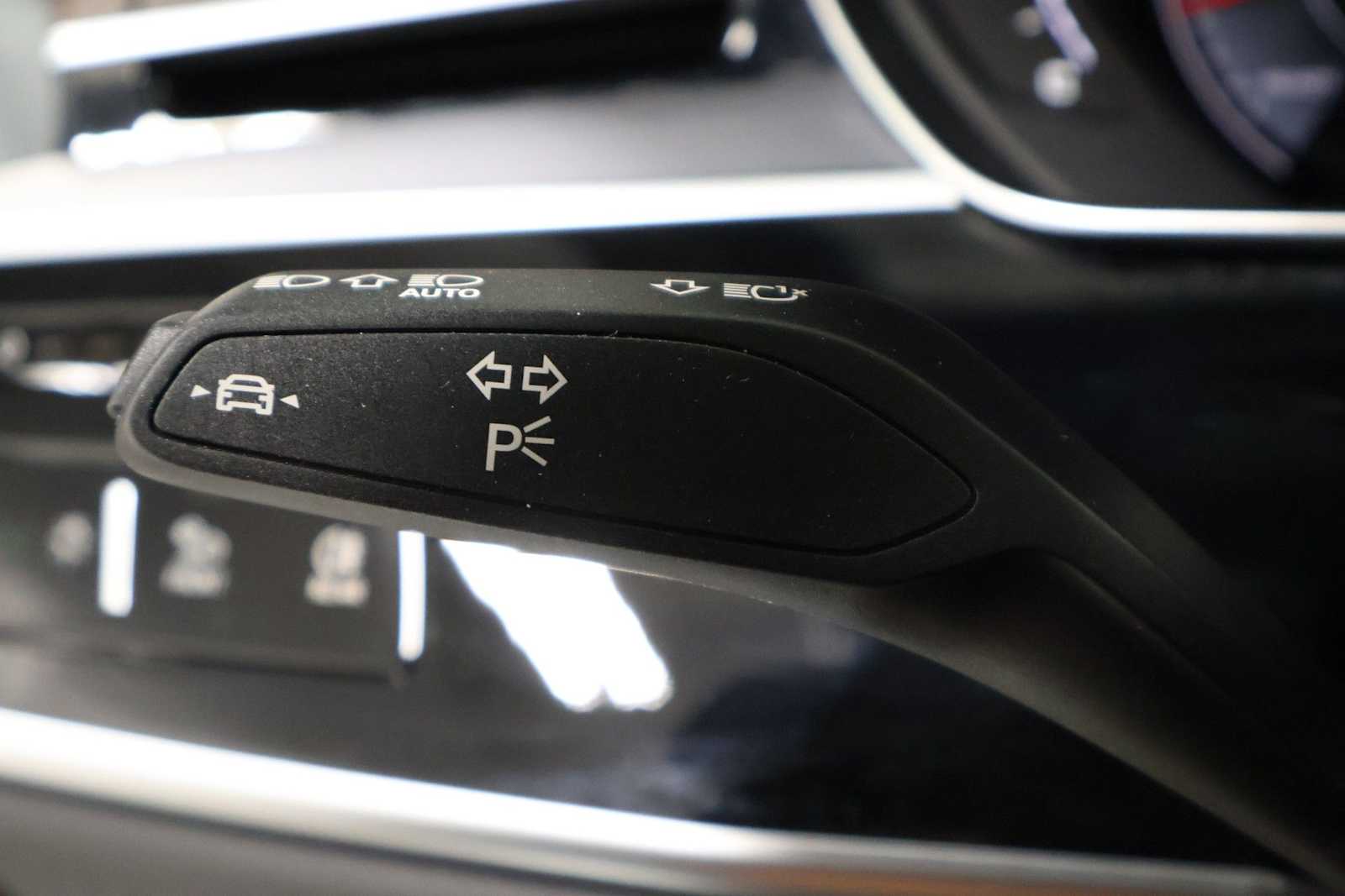 Thumbnail: 2025 Audi A8 - 29