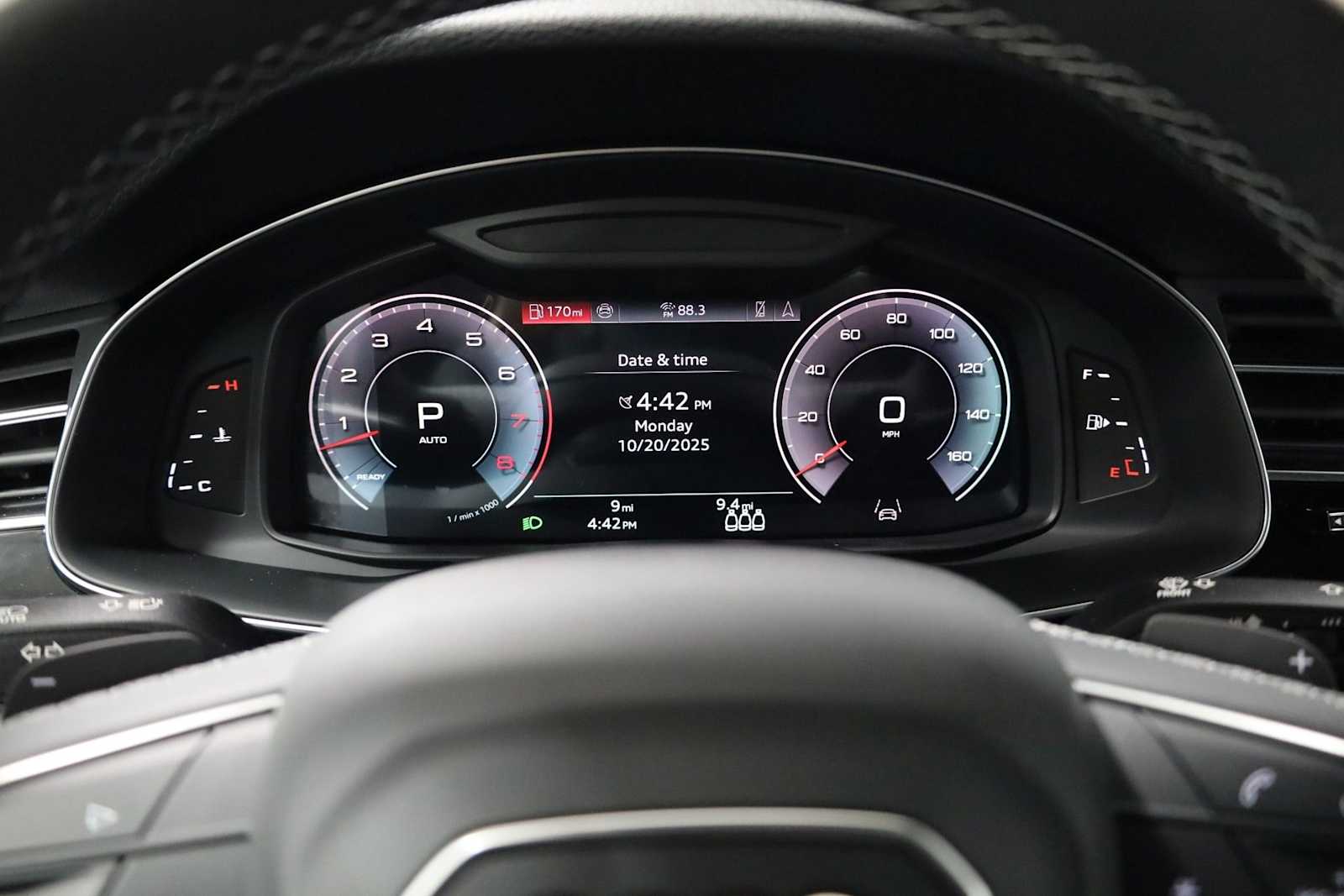 Thumbnail: 2026 Audi Q8 - 22