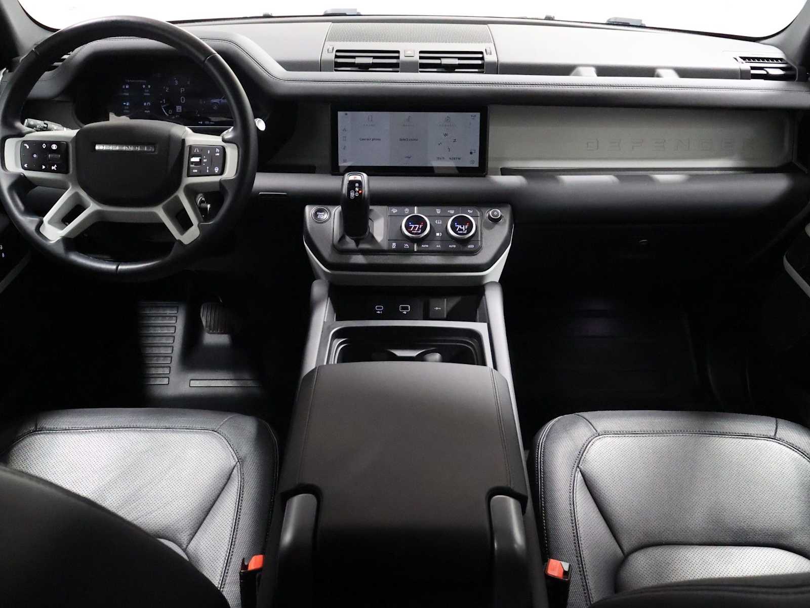 Thumbnail: 2024 Land Rover Defender - 24