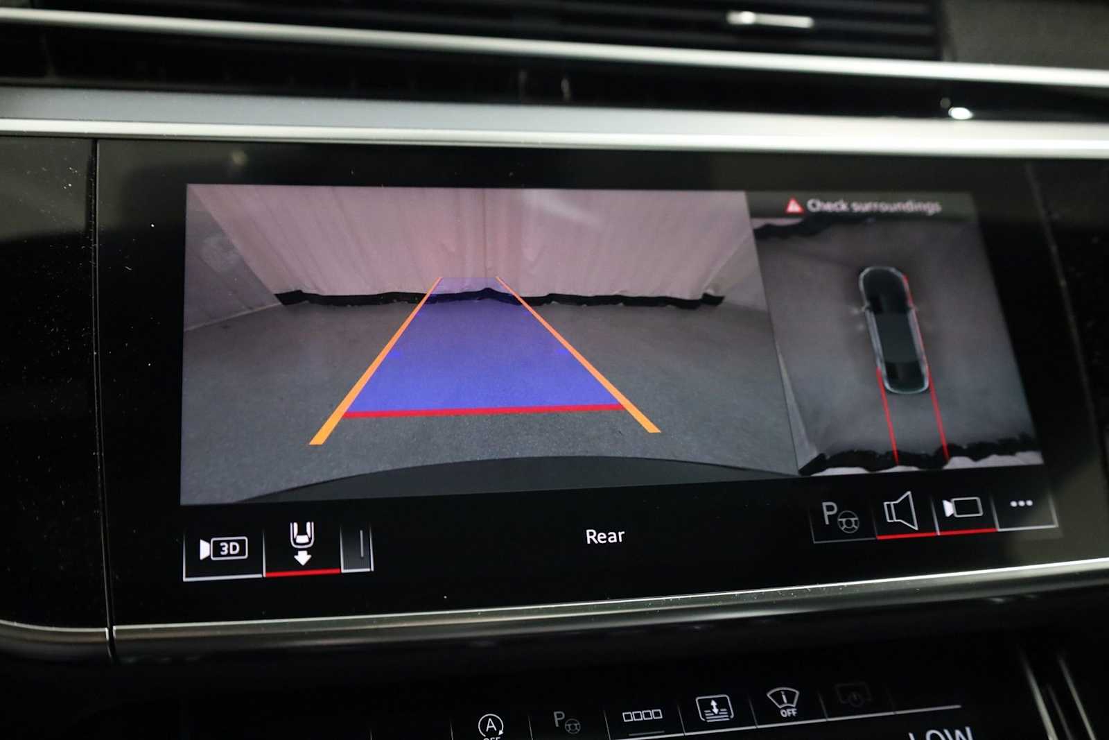 Thumbnail: 2025 Audi S8 - 33