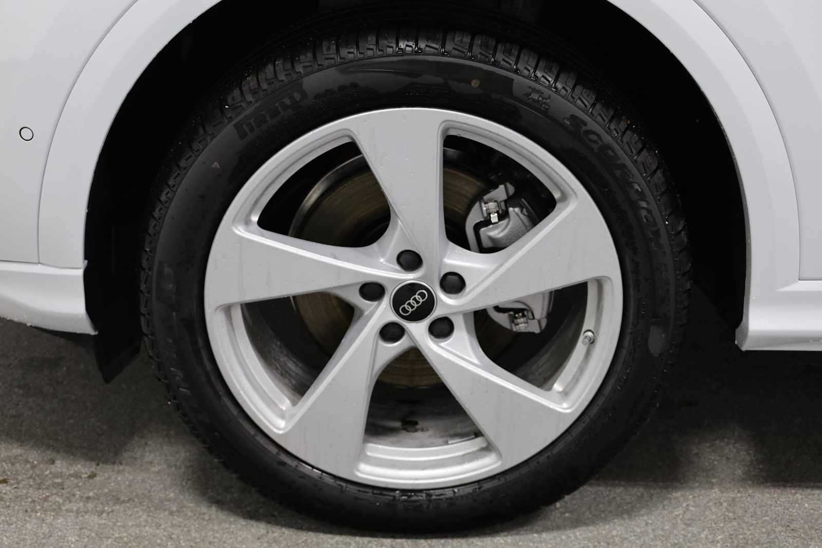 Thumbnail: 2025 Audi Q5 - 37