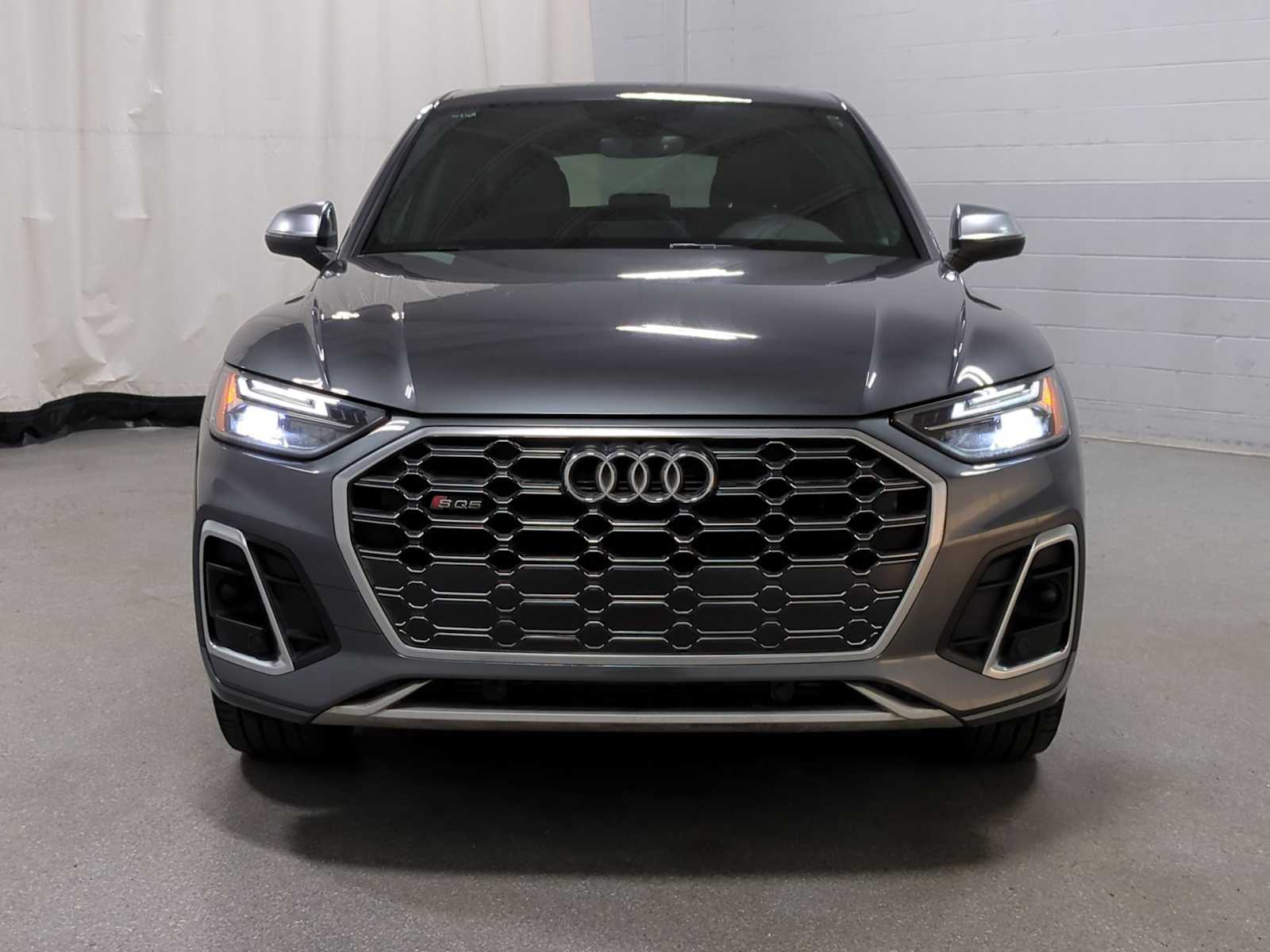Thumbnail: 2023 Audi SQ5 - 14