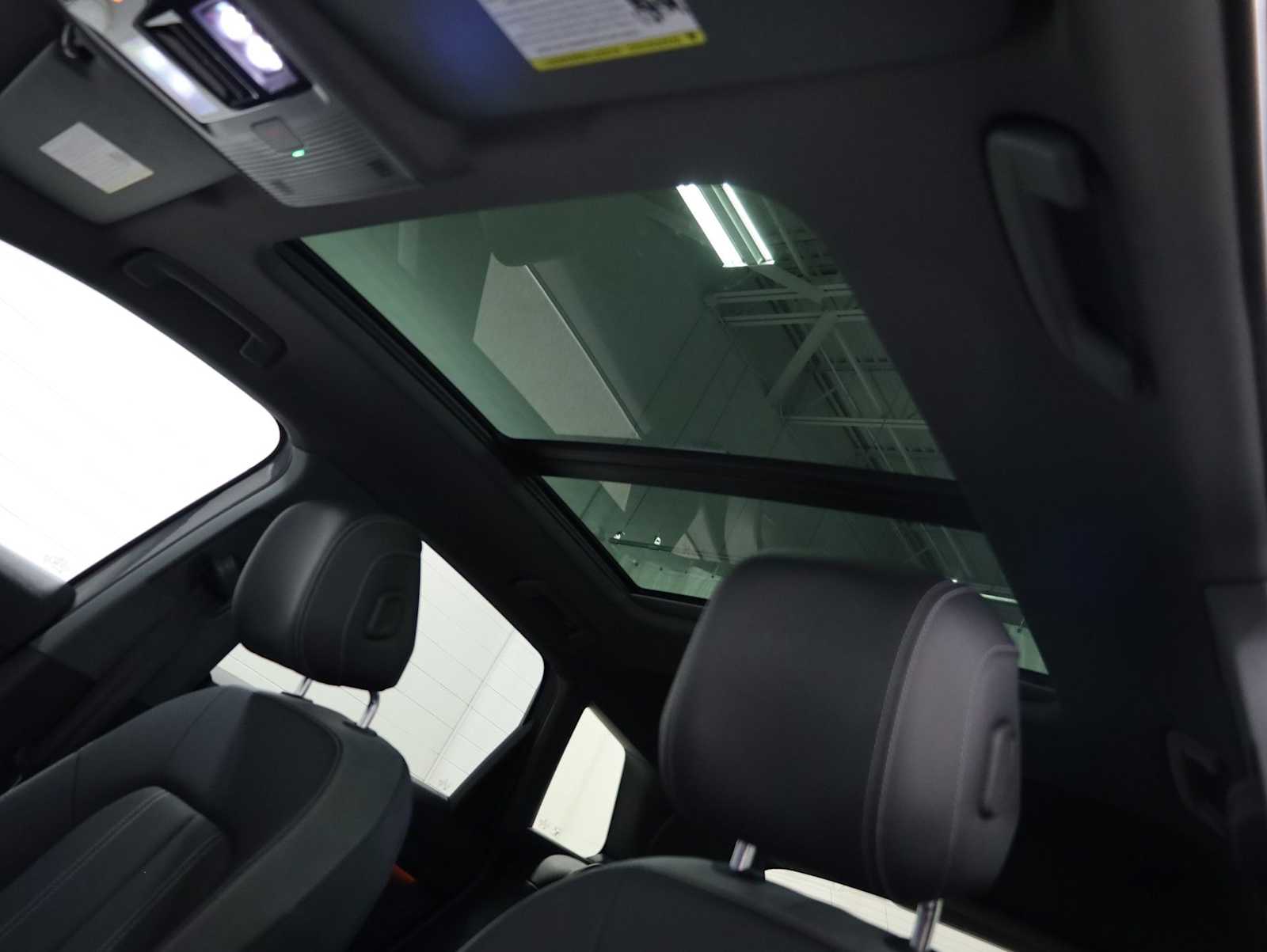 Thumbnail: 2023 Audi Q4 e-tron - 19