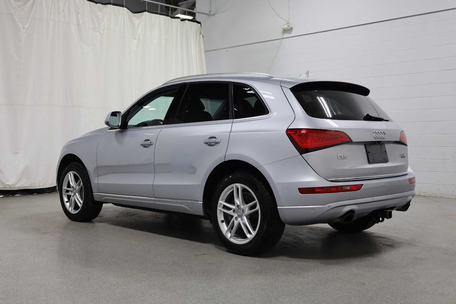 Thumbnail: 2016 Audi Q5 - 3