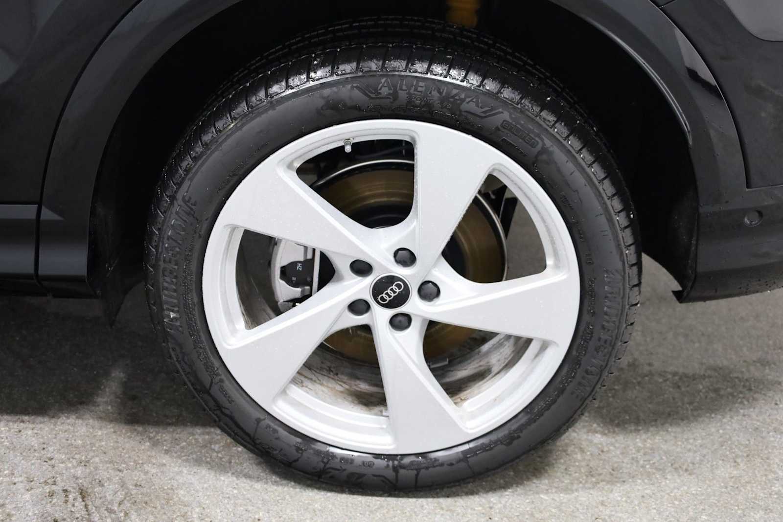 Thumbnail: 2025 Audi Q5 - 36