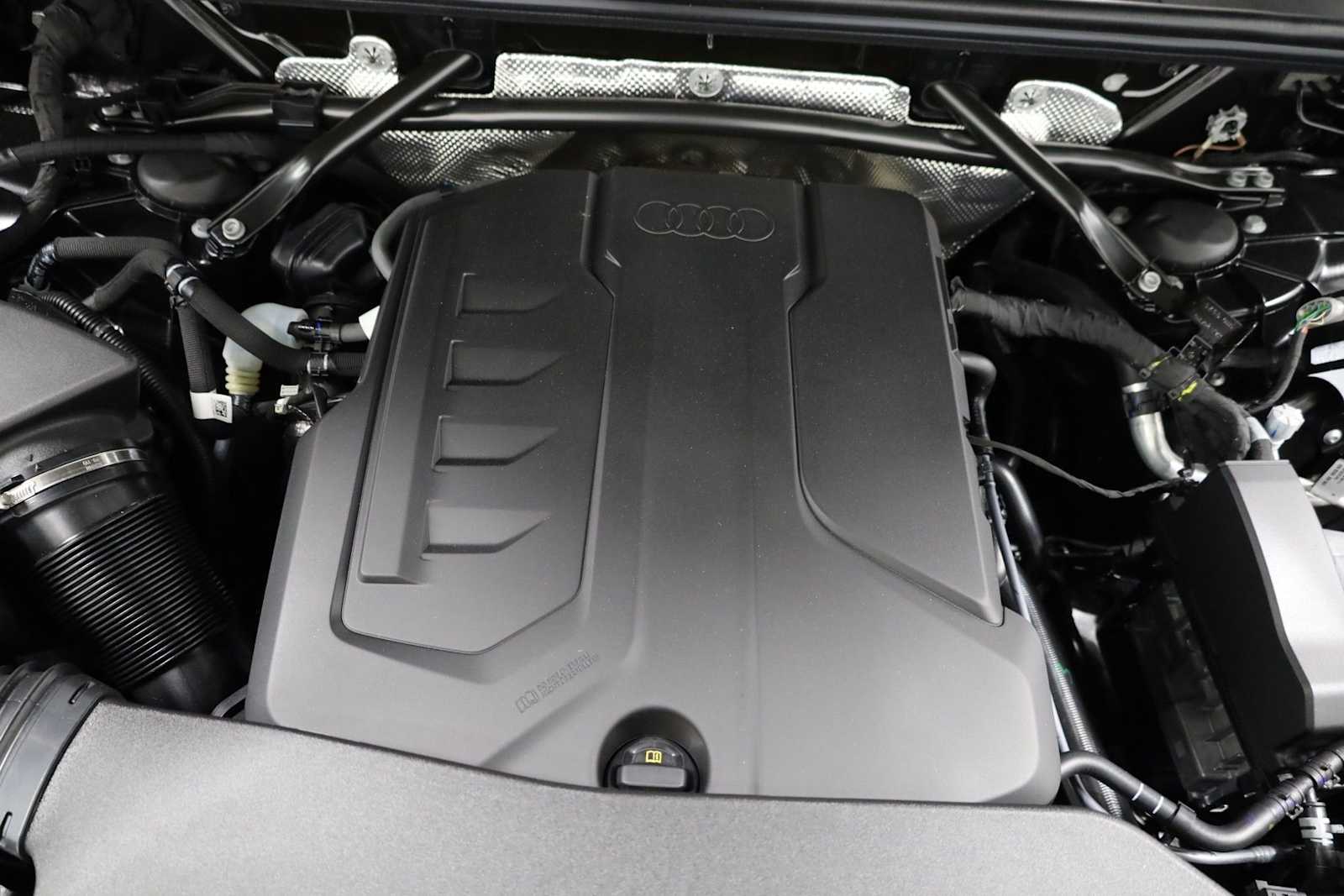 Thumbnail: 2025 Audi Q5 - 39