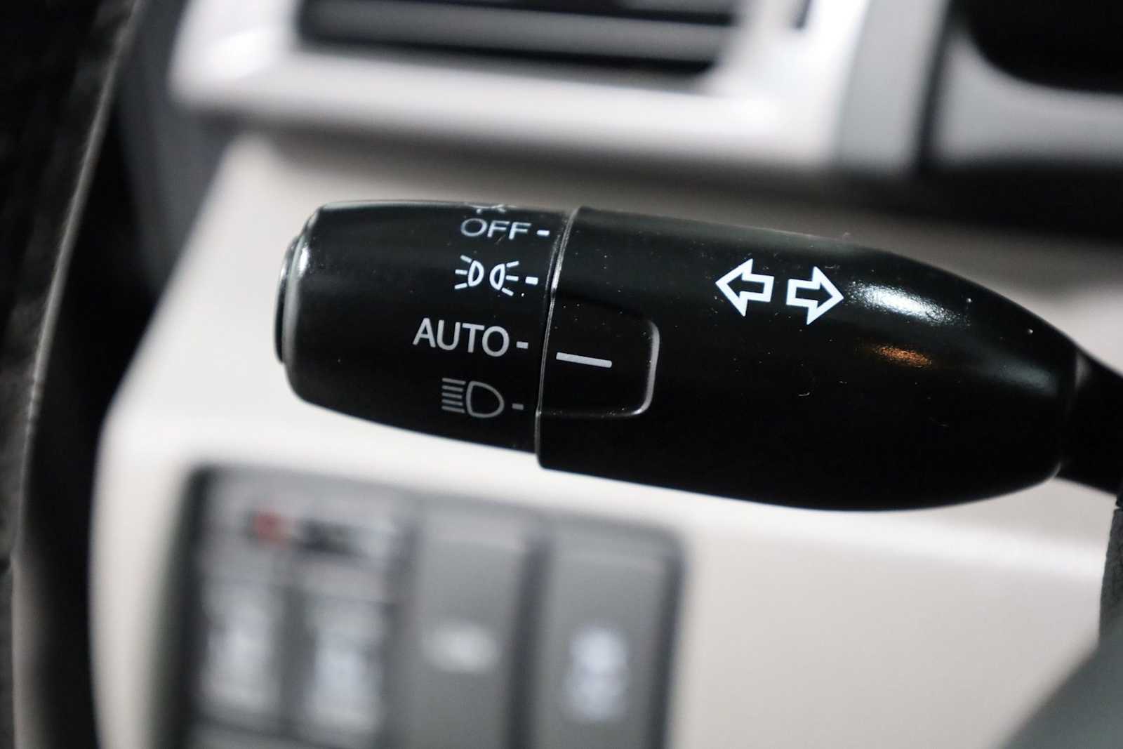 Thumbnail: 2015 Honda Odyssey - 28