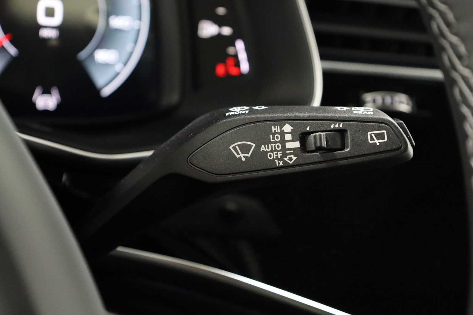 Thumbnail: 2026 Audi Q7 - 28