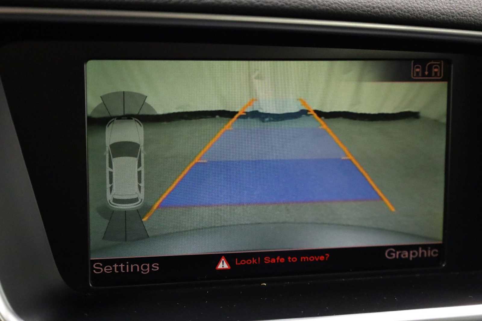 Thumbnail: 2010 Audi Q5 - 31