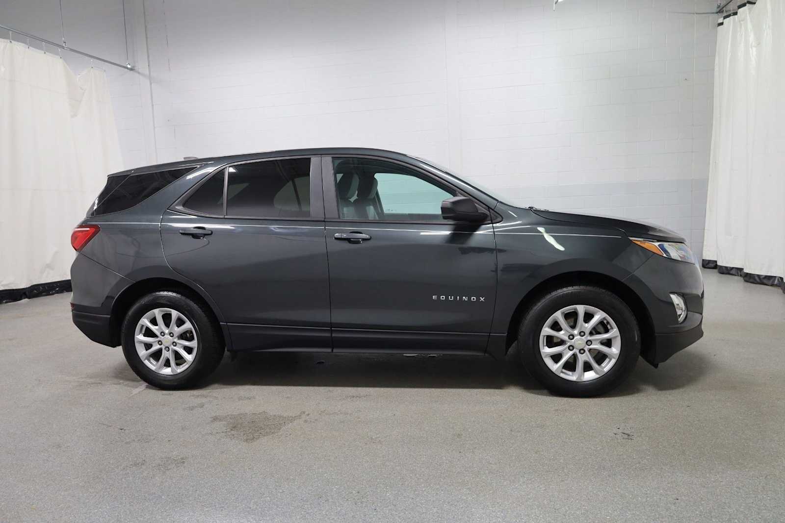 Thumbnail: 2020 Chevrolet Equinox - 10