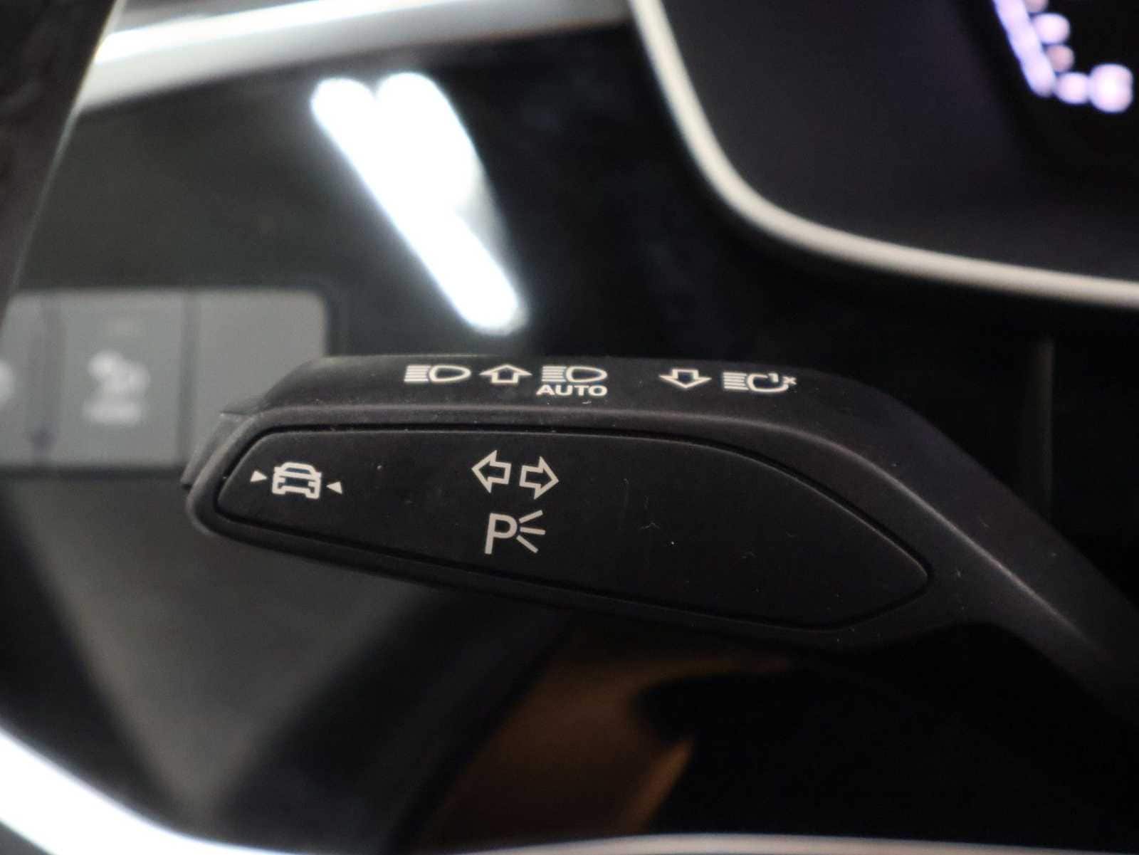 Thumbnail: 2024 Audi Q3 - 28