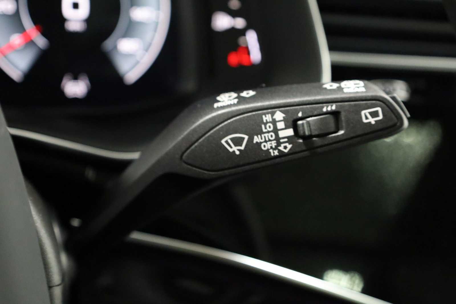 Thumbnail: 2026 Audi Q7 - 27