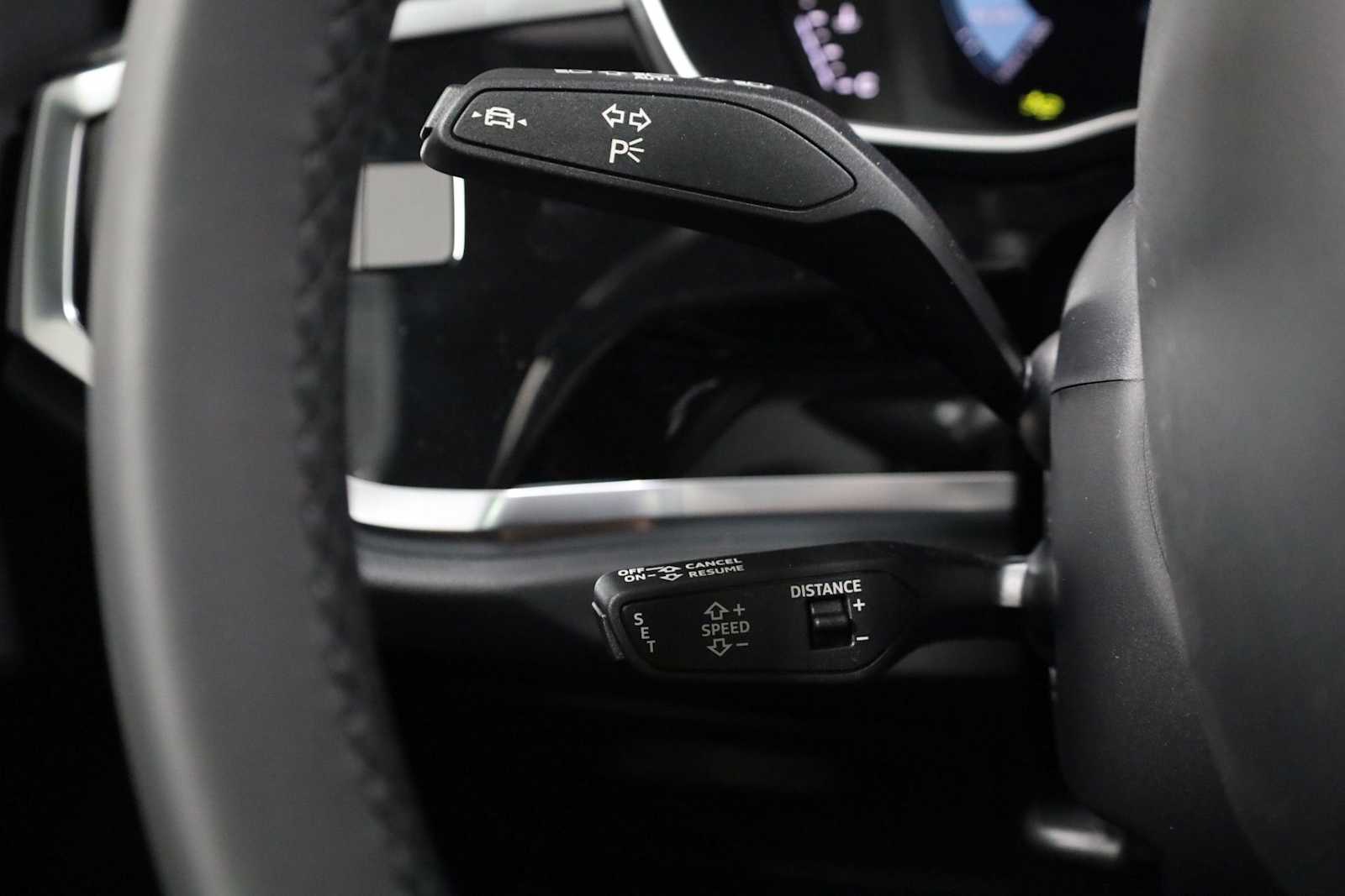 Thumbnail: 2025 Audi Q3 - 28