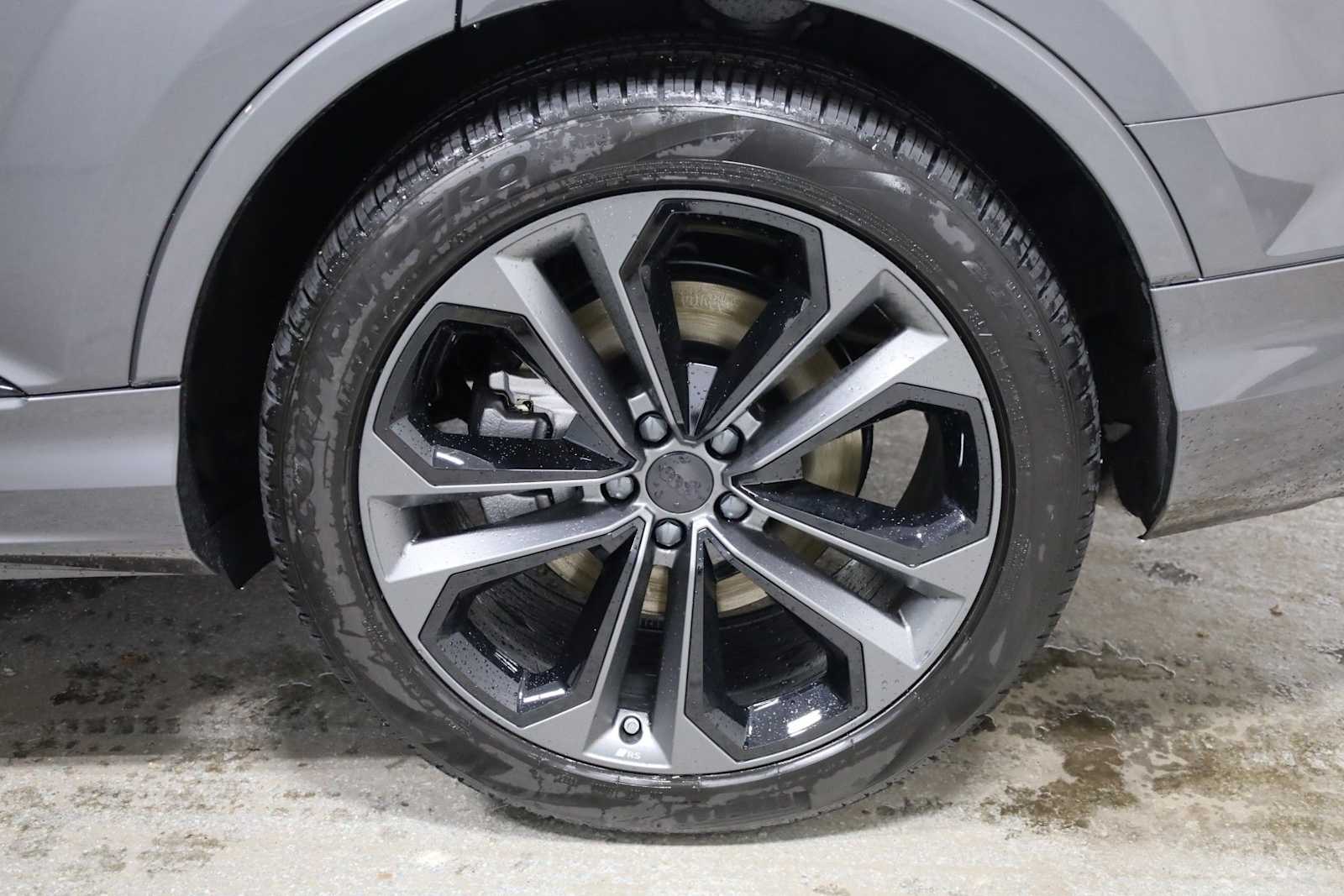 Thumbnail: 2026 Audi Q7 - 37