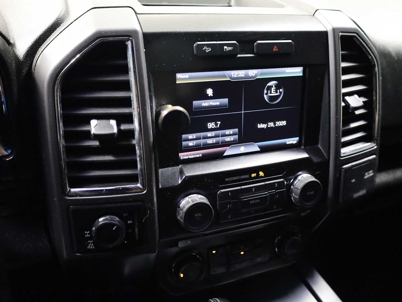 Thumbnail: 2015 Ford F-150 - 43