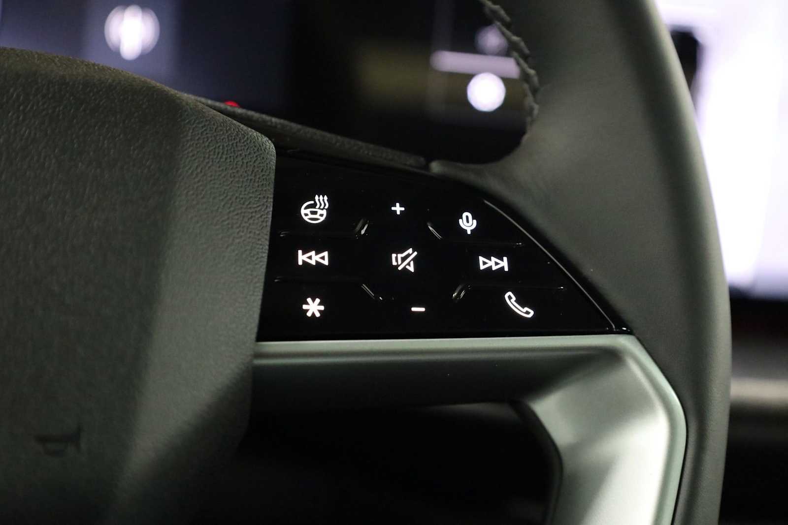 Thumbnail: 2025 Audi Q5 - 26