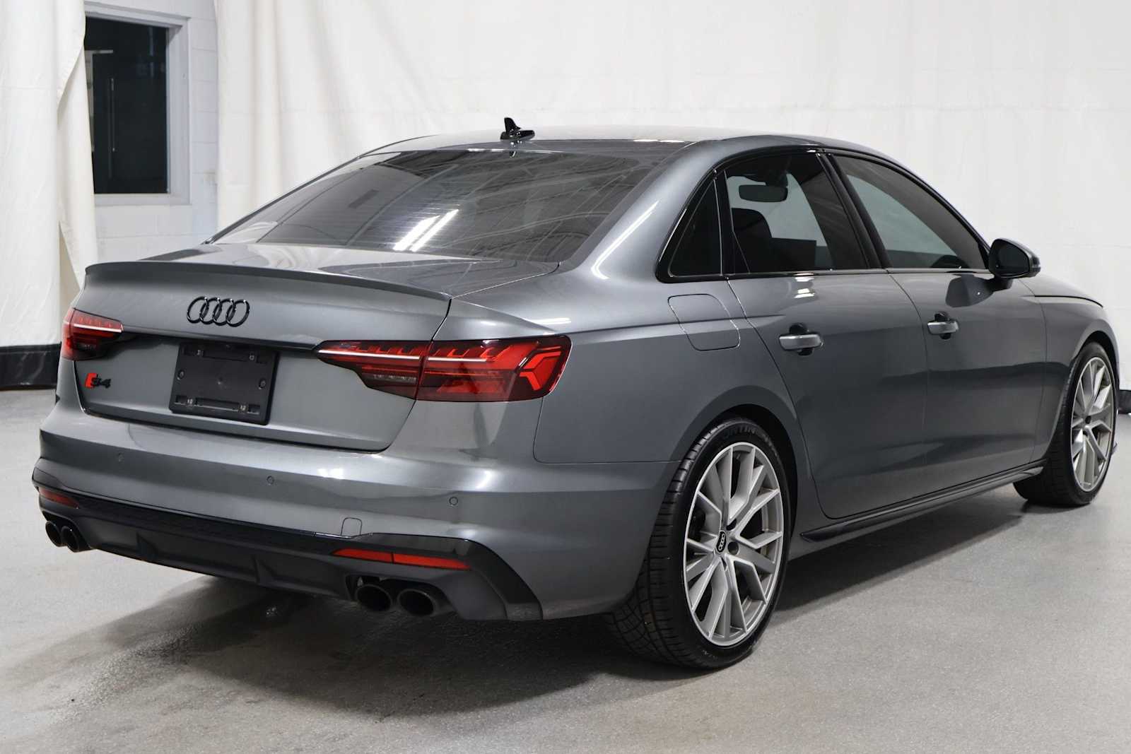Thumbnail: 2023 Audi S4 - 9