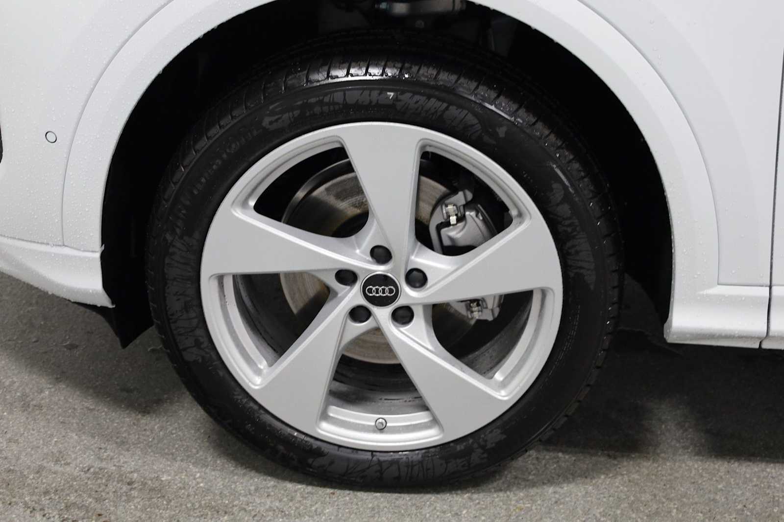 Thumbnail: 2025 Audi Q5 - 38