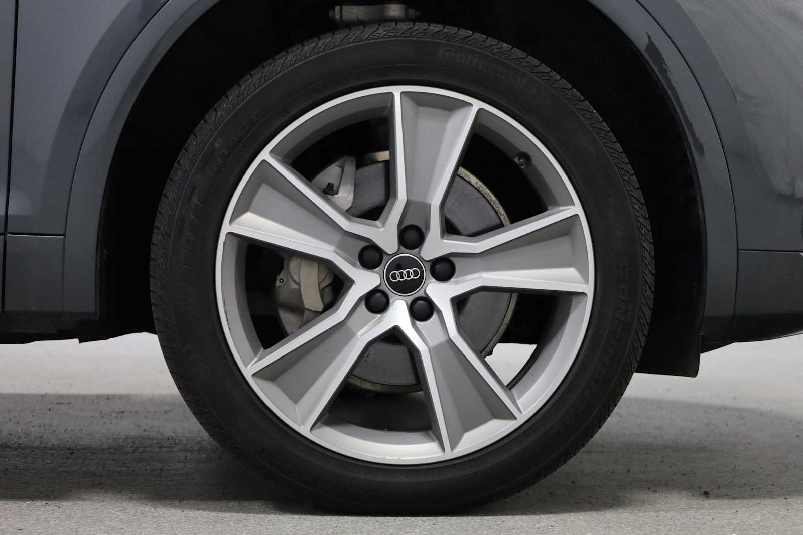Thumbnail: 2025 Audi Q5 - 12