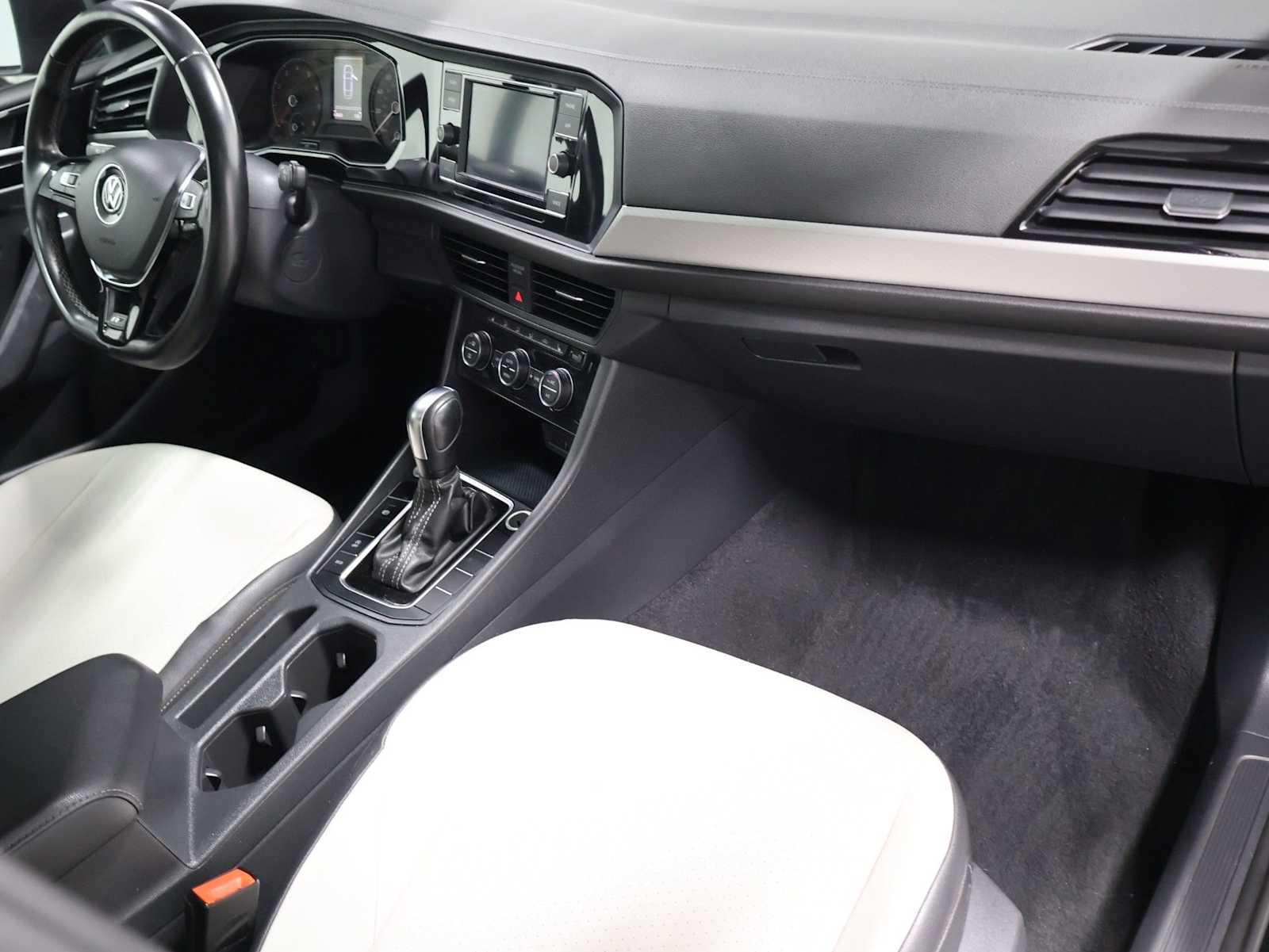 Thumbnail: 2020 Volkswagen Jetta - 6