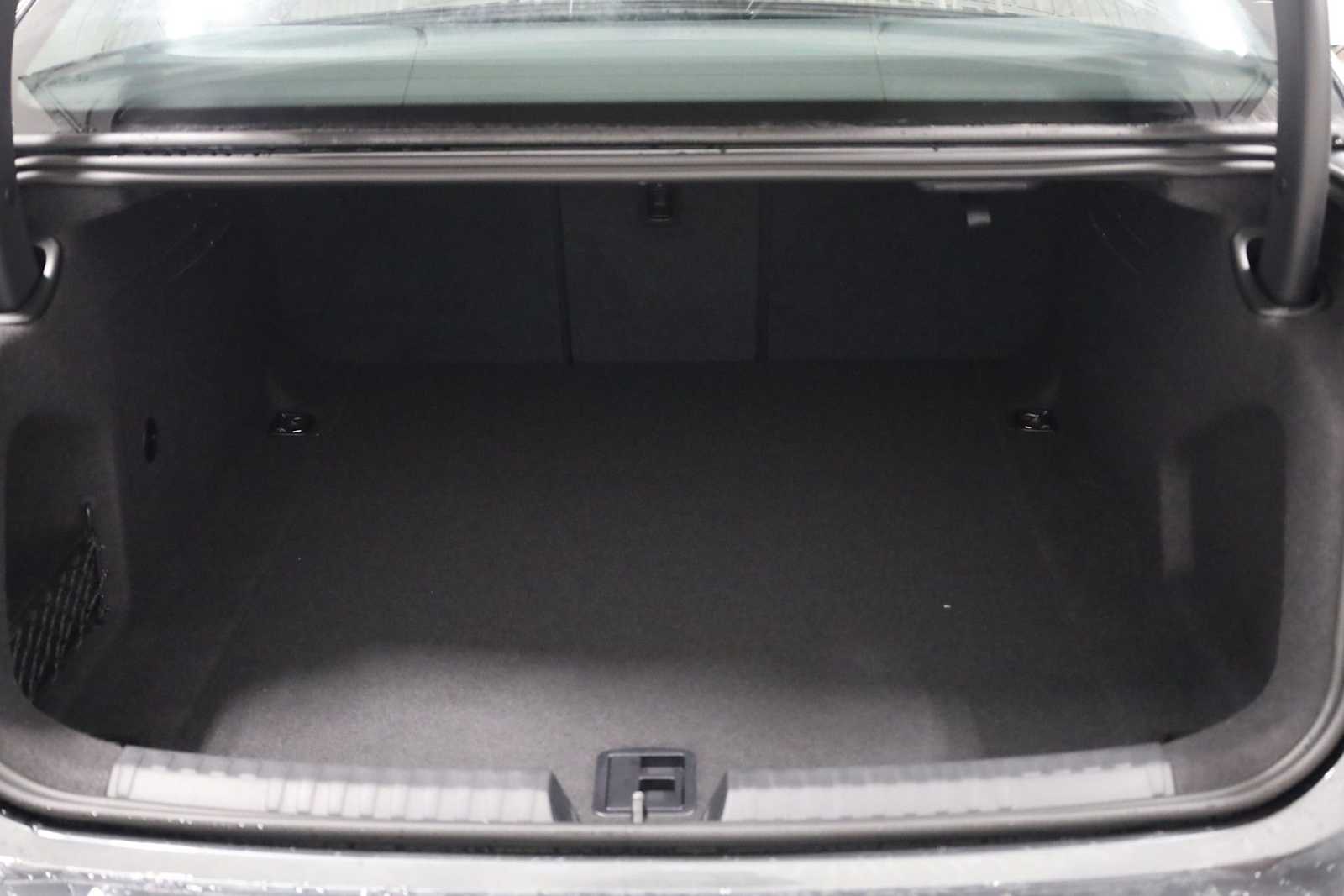 Thumbnail: 2026 Audi A6 - 39